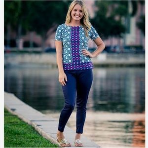 Boutique-Tracy Negoshian Esther top in geo block b